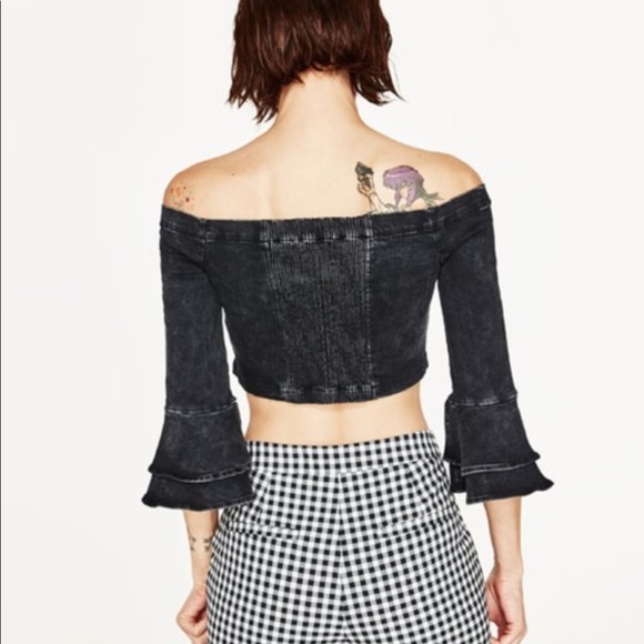 [zara] black denim crop bell sleeves top - Picture 4 of 7